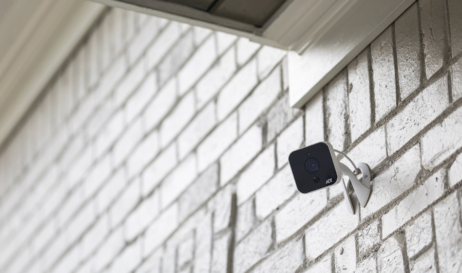 outdoor security cameras Flint
